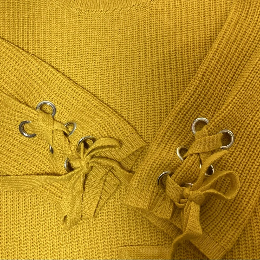 HANNAH Mustard Cable Knit Sweater Grommet Lace Tie Sleeve Accents Size Medium - Picture 6 of 9